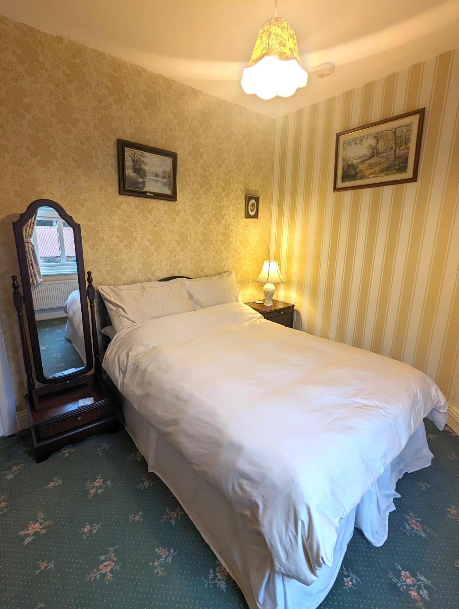 Gleneven Guest House Inniskeen Экстерьер фото